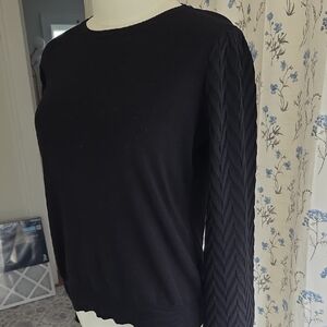 Zac & Rachel Black Knit Sweater with Cream Accent